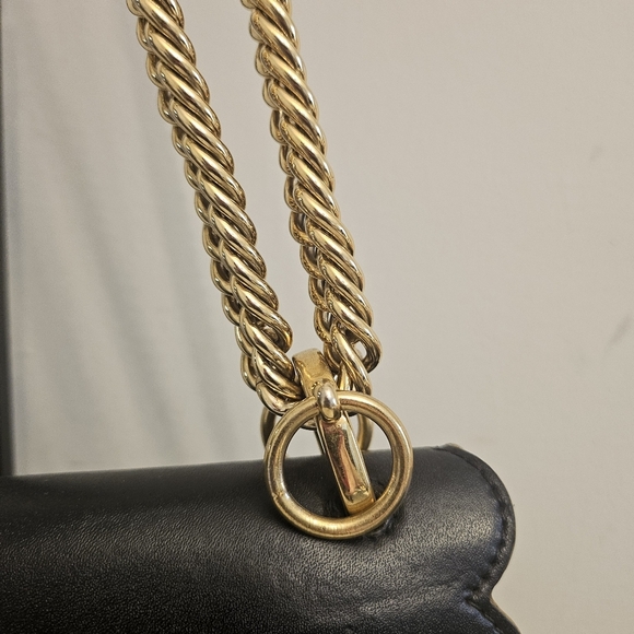 Fendi Kan I Scalloped Leather Chain Bag | Black | - Picture 7 of 14